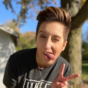 Meet your Posher, Bailey